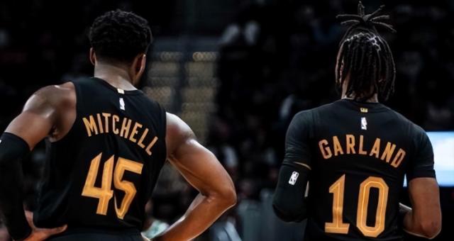 爱游戏APP-拒绝连败！骑士再现恐怖火力 替补实力被严重低估